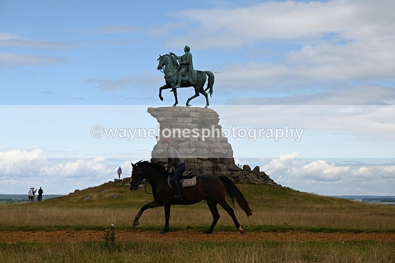 DSC_8460 - Time at Statue 13:52 to 14:33
