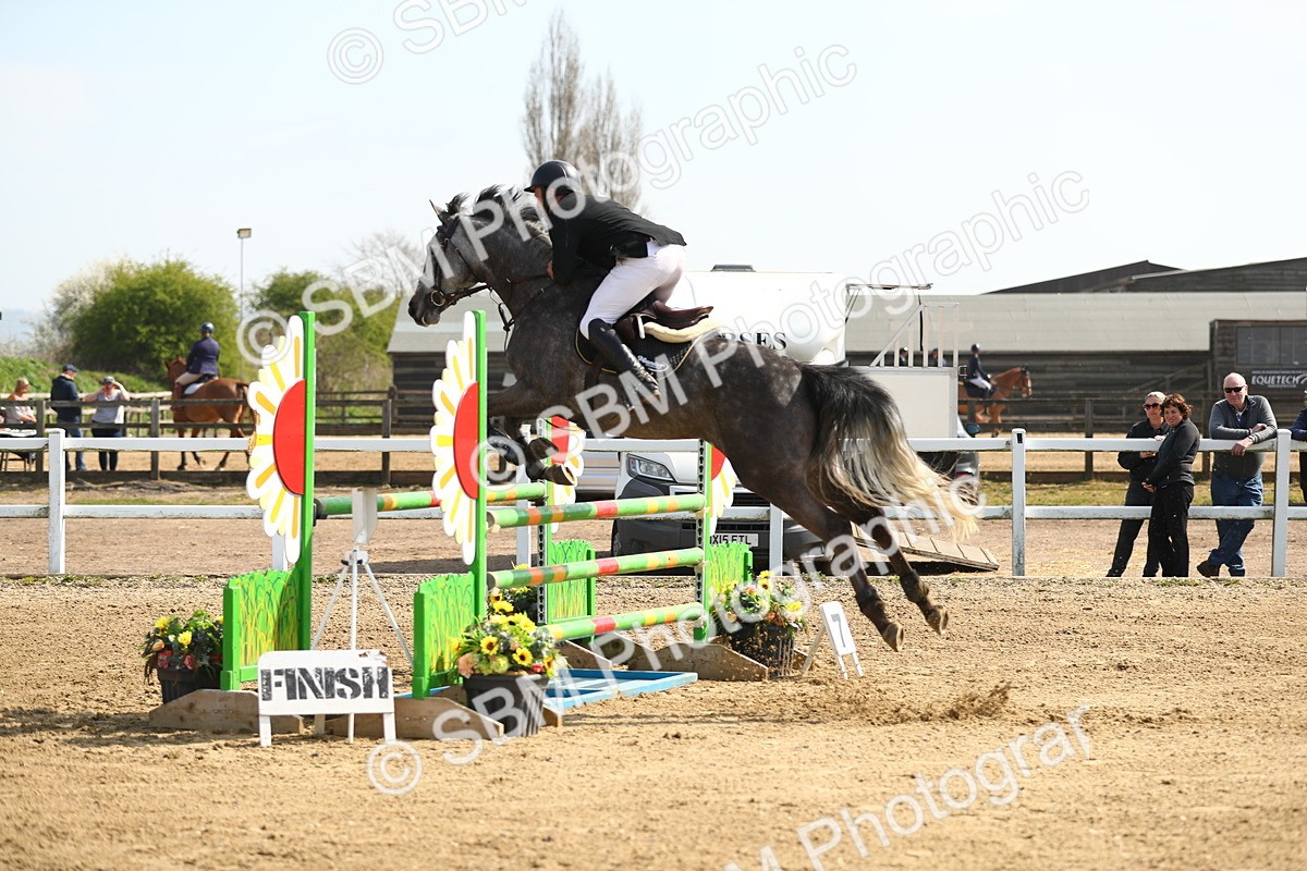 SBM_002471 - Class 10 - Senior Newcomers - 1.10m