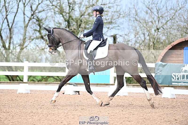 240218A-103303-05575 - 161-Katie.Warner-Active.Nuvalari