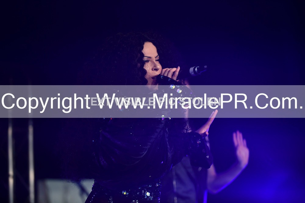 SH4_5907 - The Cher Experience