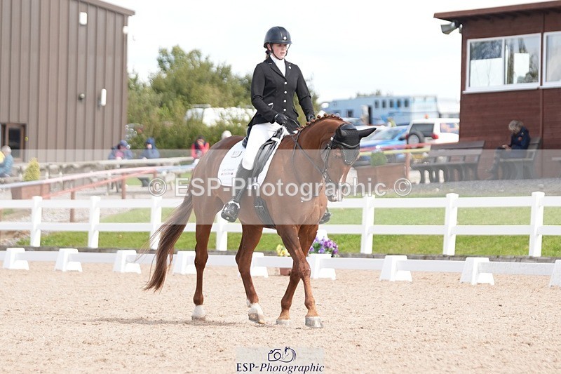 250906-124037-02235 - 015-Annie.MannLittle.Lady.Guinevere