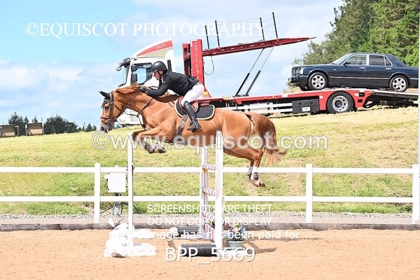 BPP_5669 - CLASS 9 THURS Granite City Festival Senior 1.35m Open Championship
