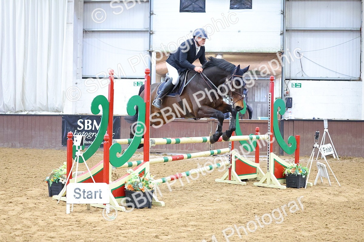 SBM_010163 - Class 21 - Nupafeed Supplements Senior Discovery/ 1m Open - First Round (1.00m)