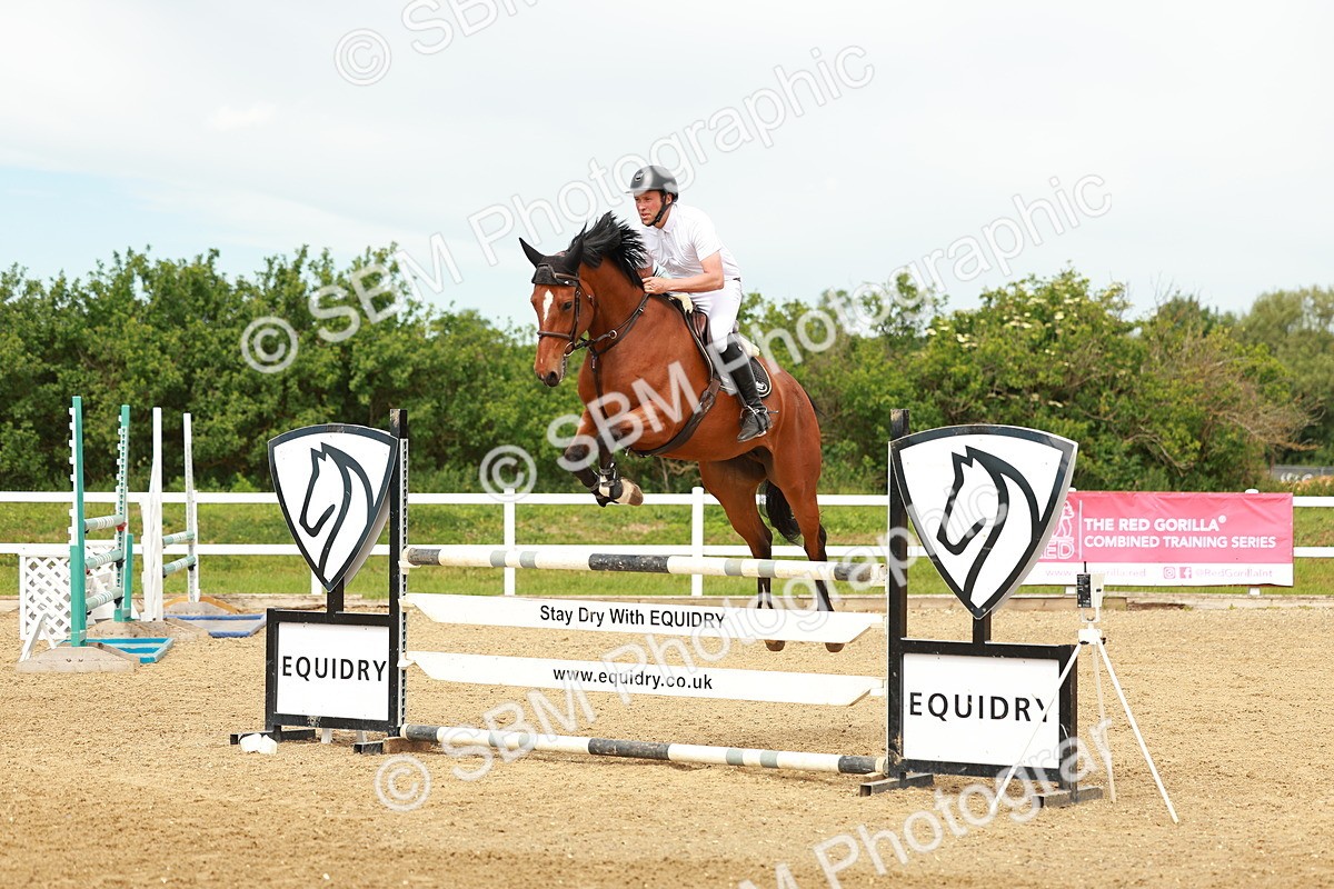 SBM_002278 - Class 4 - Senior Newcomers - 1.10m