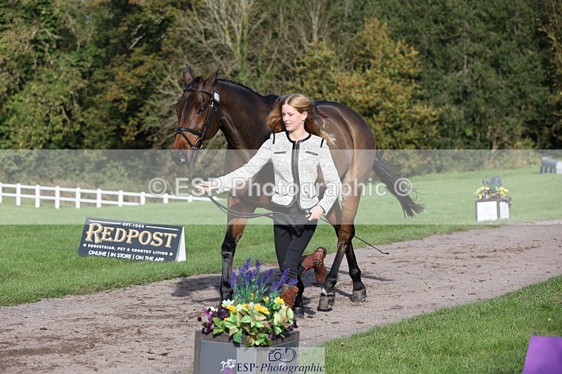 241027-102609-15888 - 548-Fenella.Redvers-DANCING.PADDE