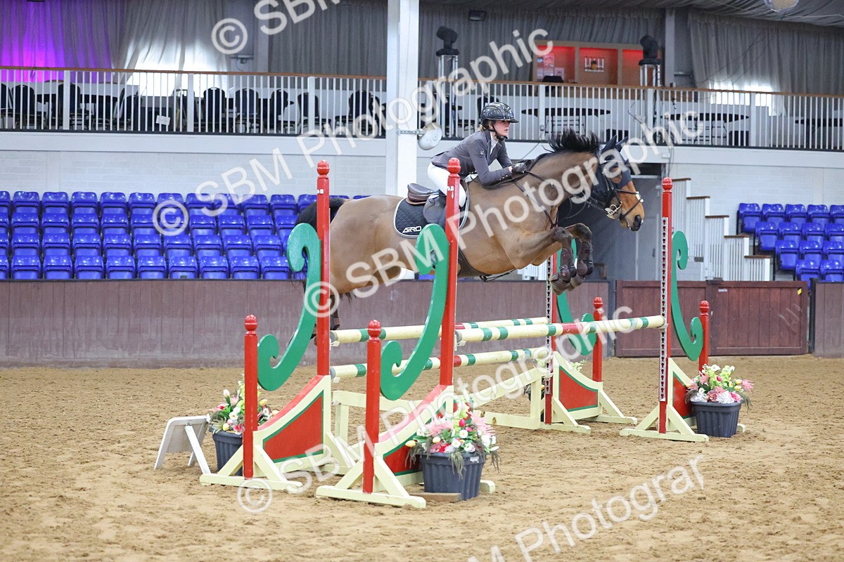 SBM_008488_Class 21 - Senior Discovery - 100m - Cart - Chloe
