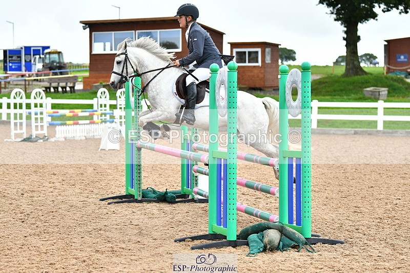 230819A-110652-00291 - Cls 24 Pony Discovery & 90cm Open