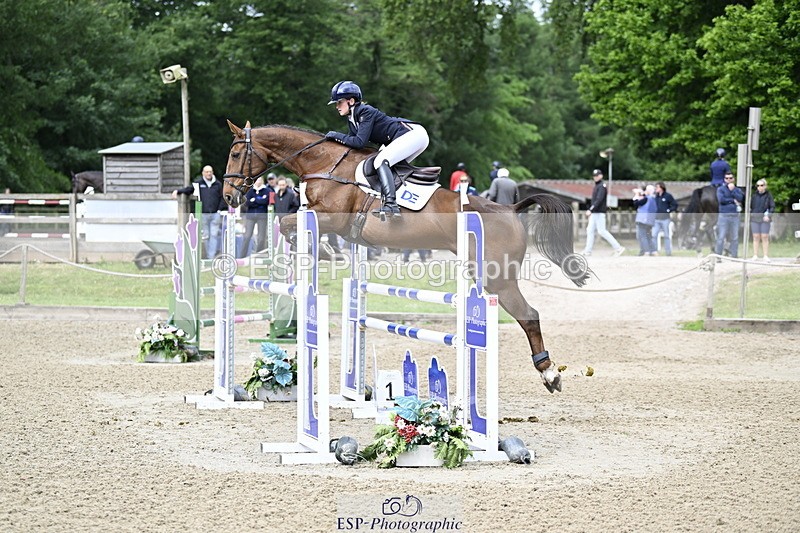 250525A-101235-15276 - A-056-Ivy.Fisher-BALIEF.DE.REVE