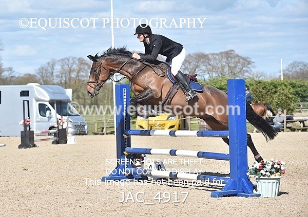 JAC_4917 - CLASS 13 SAT Senior BritiNovice/ 90cm Open