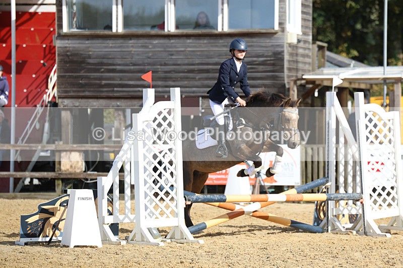 3E7A3070 - Class 4: 60cm Junior