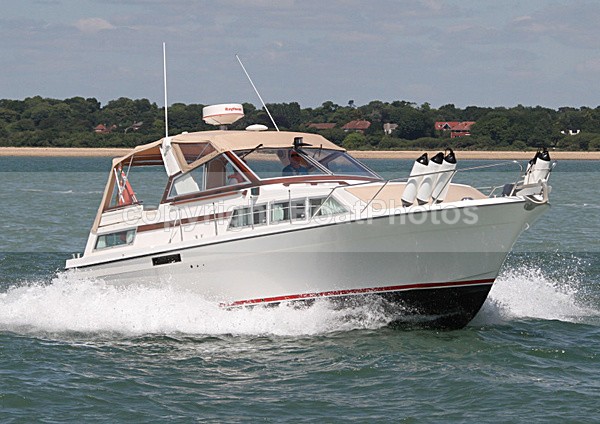 100620 ANNA IMG_3983 - Motorboats - Open