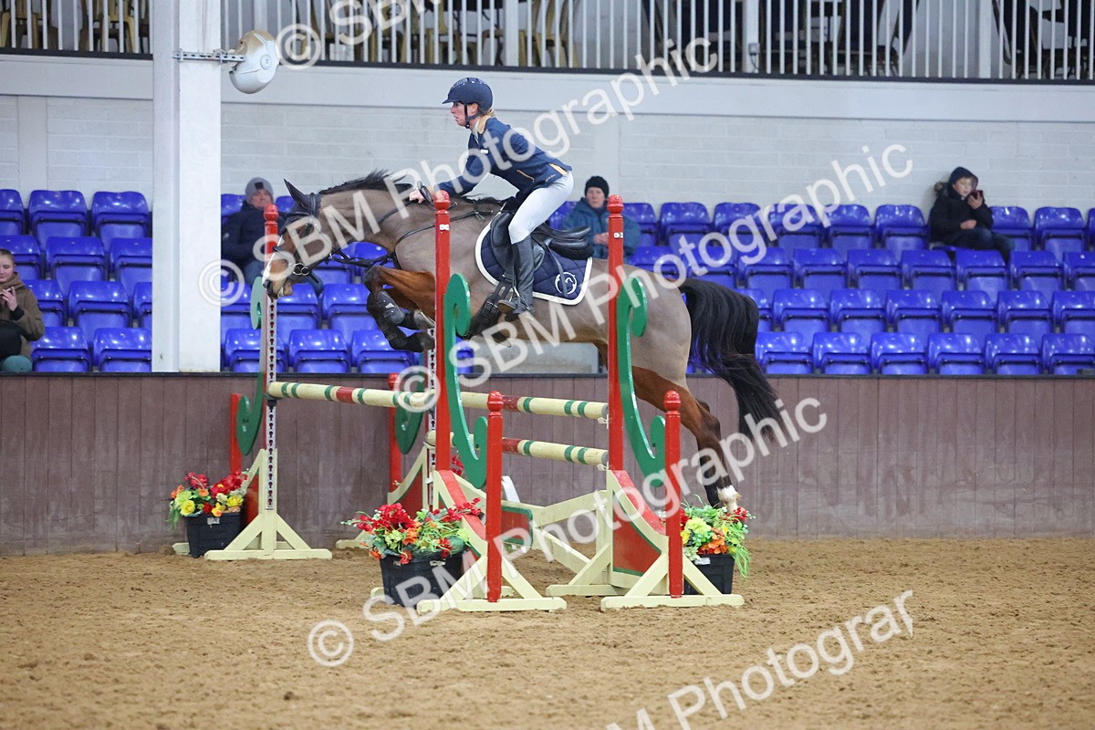 SBM_002019 - Class 15 - Senior Newcomers - First Round (1.10m)