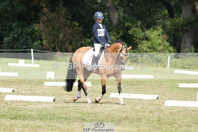 250823A-145951-32195 - PC70 Ride Off