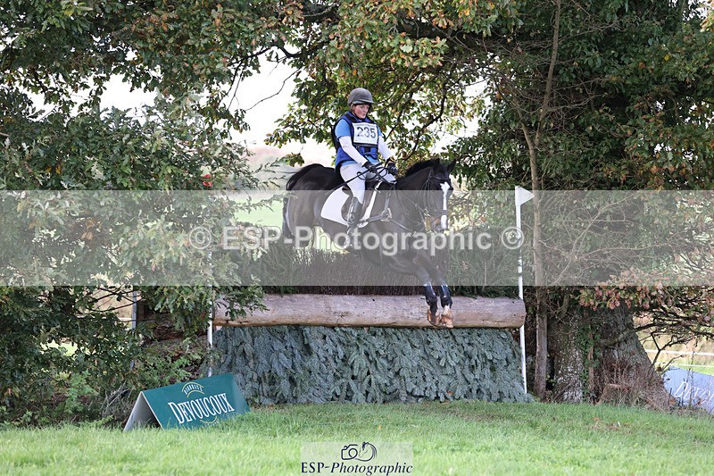 241025-154423-10633 - 235-Sam.Jennings-BILLY.ENERGETIC