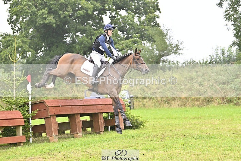 240901A-120103-06938 - 386-Aaron.Millar-MILOTHAGO