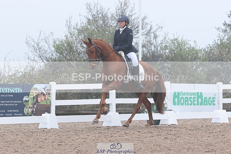 250404-091230-04421 - 076+074-Angus.Corrie-Deane+Amelia.Struel