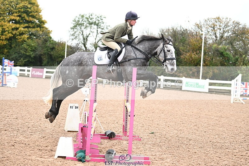 241023A-112228-00530 - Cls 1 British Novice and 90cm Open