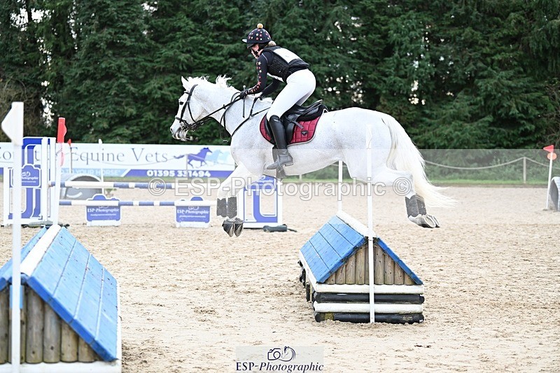 241117-131433-04102 - Cls 3 90-95cm 13.00 to 14.00