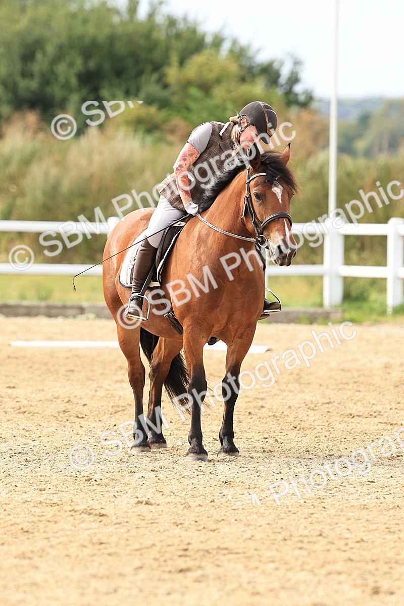 SBM_000525 - Class 4 - Novice 5