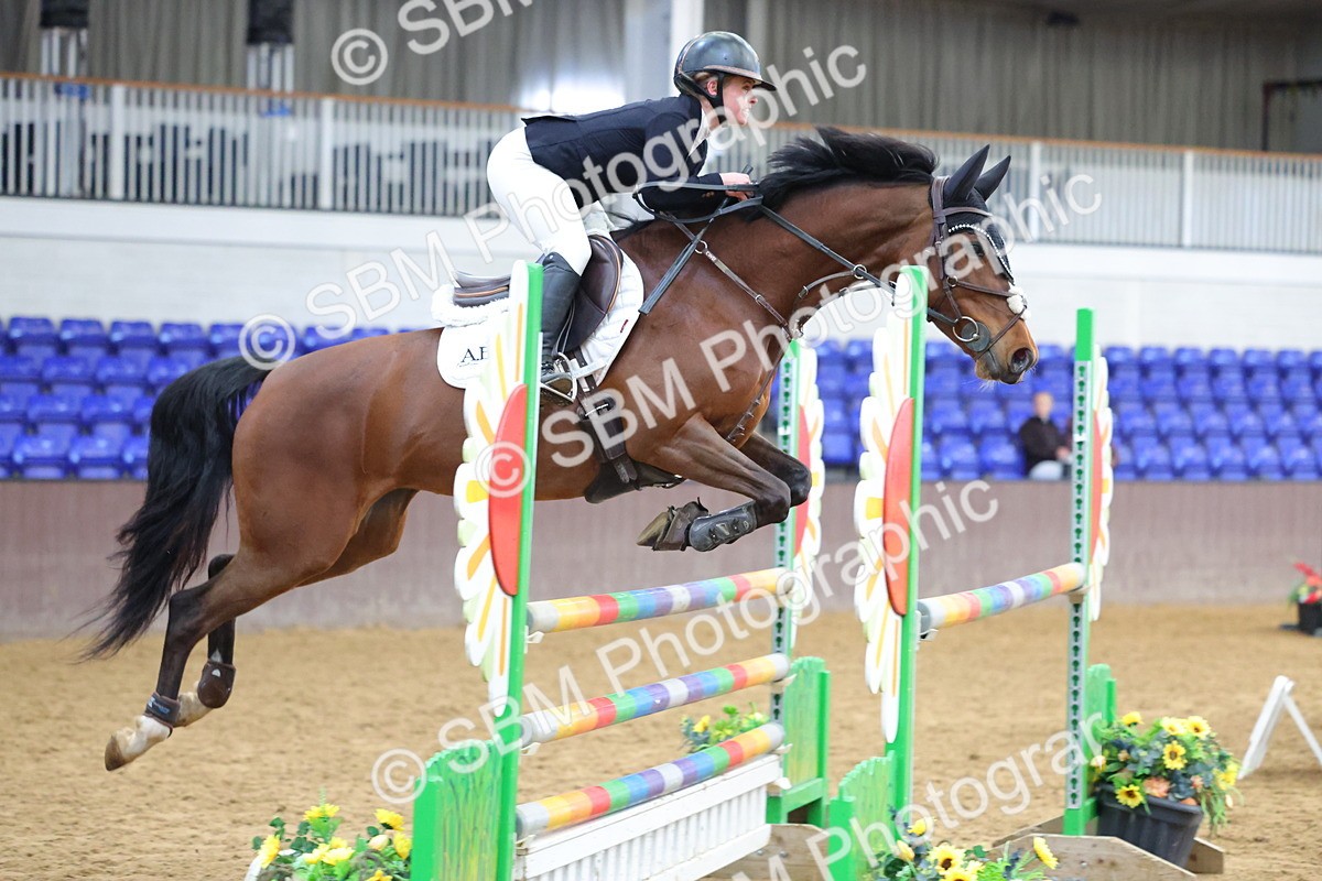 SBM_002978 - Class 8 - Senior Newcomers - 1.10m