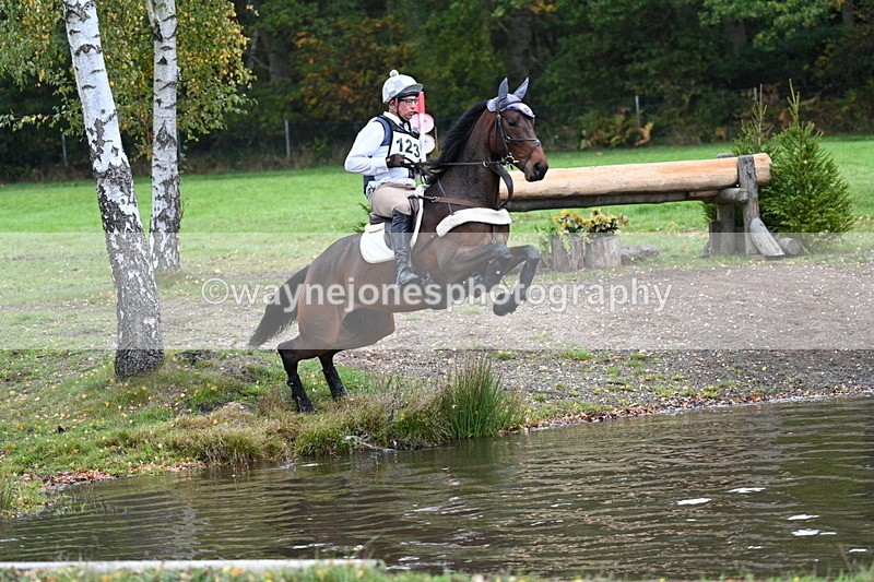 WJ7_4193 - Time 11:49 to 12:11