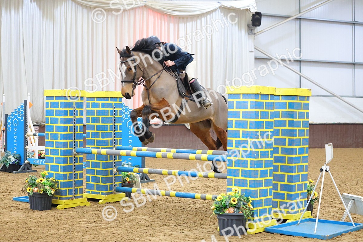 SBM_008280 - Class 21 - Nupafeed Supplements Senior Discovery/ 1m Open - First Round (1.00m)