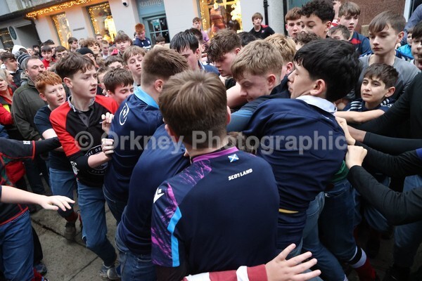 AA076054 - Christmas Boys Ba'