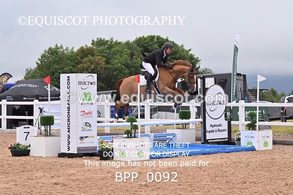 BPP_0092 - CLASS 25 SUN HOYS Redpost Equestrian Senior Foxhunter Second Round