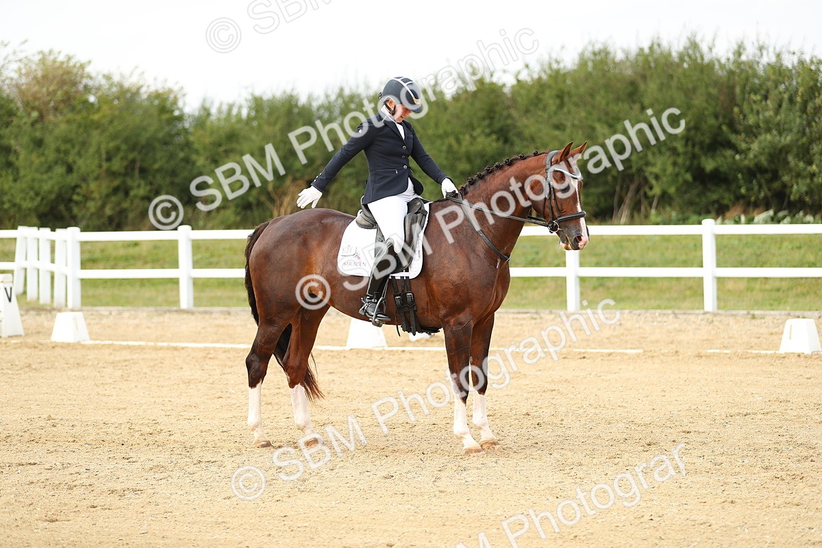 SBM_018463 - Class 14 - Novice 23 - 15.16-16.19