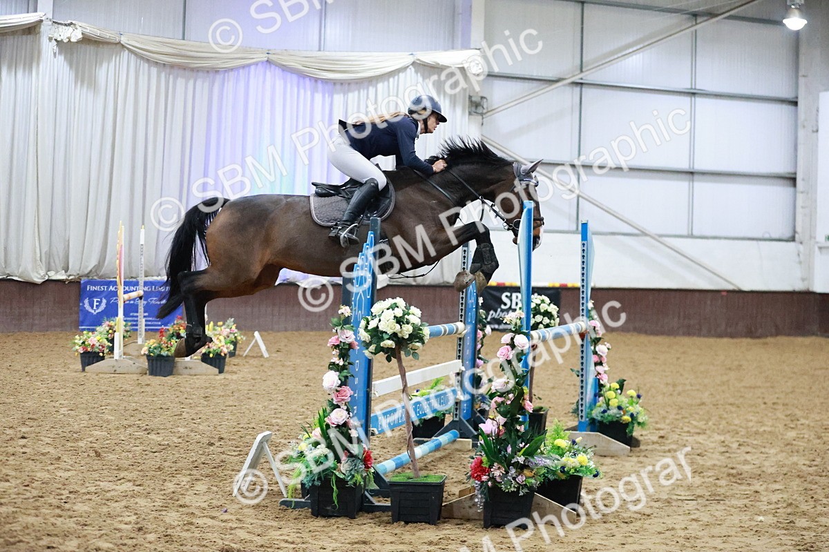 SBM_004467 - Class 17 - Senior Newcomers - 1.10m