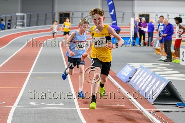 Age26SUN-910368 - Track Male Set Two