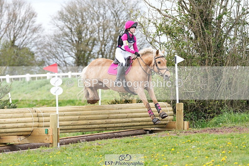 250419-152032-12415 - 766-Poppy.Hillyard-CHICA.DE.ORO