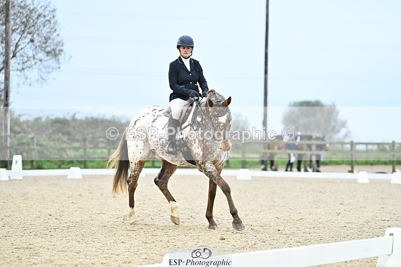 241103-160015-03287 - Novice 1 - 14.44 to 16.08