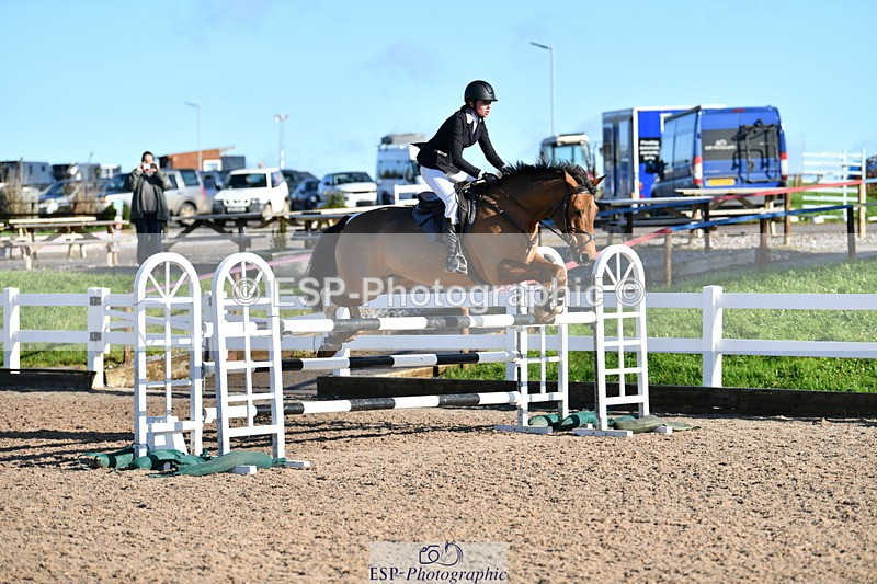 231110A-124109-00424 - Cls 4 Snr 1.05m Open