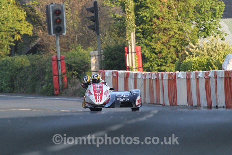 IMG_5648 - Thursday Practice - TT 2013 Side Car