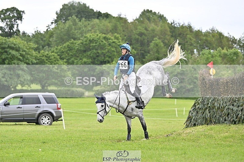 240525-164052-18387 - 266-CAPADOTIA_Z-Eliane_Lovell