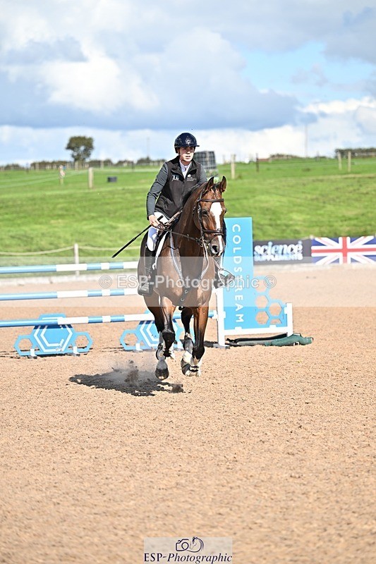250924-141656-00567 - Cls 6 Foxhunter and 1.20m Open