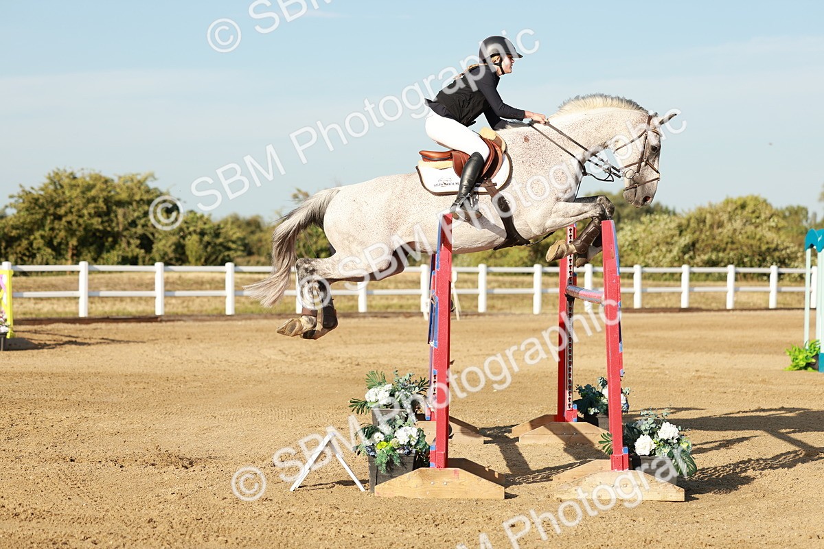 SBM_008921 - Class 6 - National 1.30m 1.40m Open Handicap