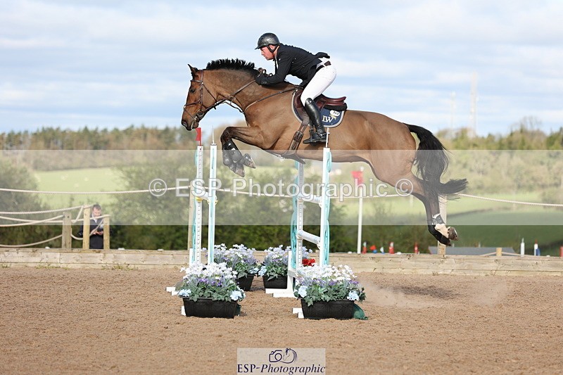 240419A-090714-05352 - Cls 22, 1 Star Gold Tour 1.30m