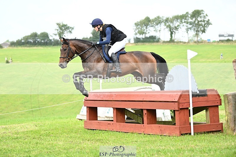 240831A-114837-01962 - 151-Olivia.Fox-Pitt-VIOLETTA.II