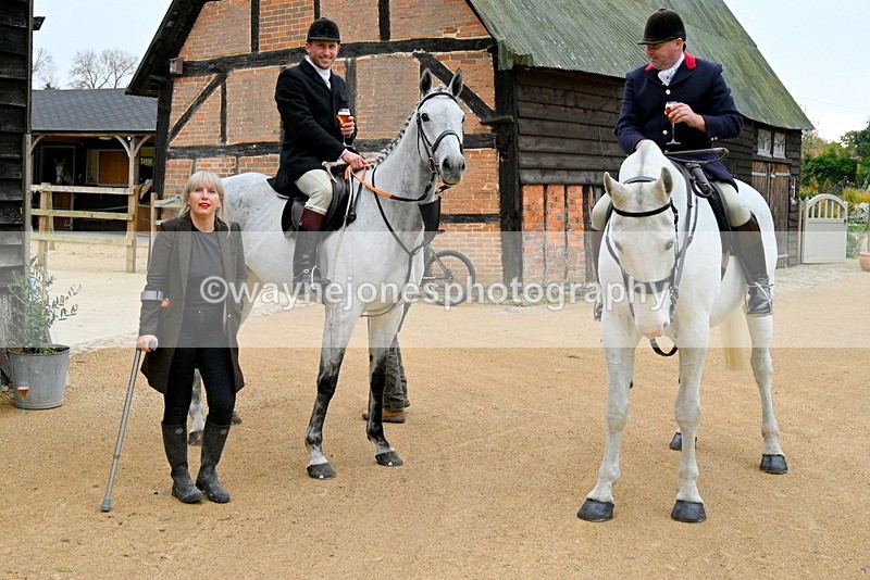 WJ7_5888 - Berks & Bucks - Children's Meet - The Old Farmhouse – Steventon.