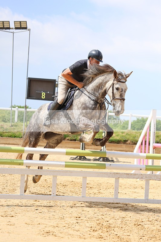 3E7A0443 - Class 10: Senior 95cm open