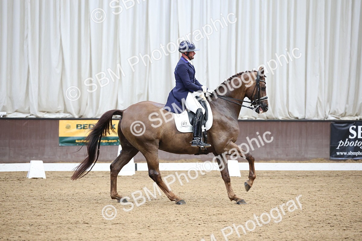 SBM_004819 - Class 9 - FEI Inter 1 Gold - 16.59-17.47
