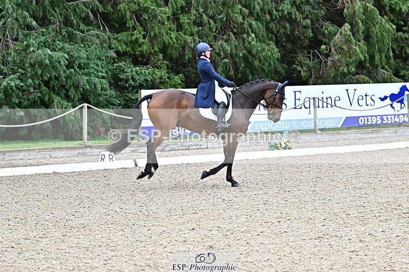 251022A-142319-00032 - C-212-Jemima.Stratton
