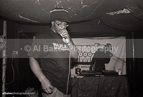 25 - Friends-&-Family @ the-roadhouse 07.04.01