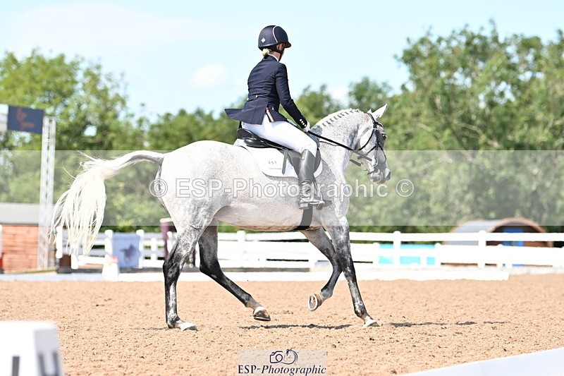 240816A-143858-05464 - 257-Looby.Marsden-RAINBOW.DREAM