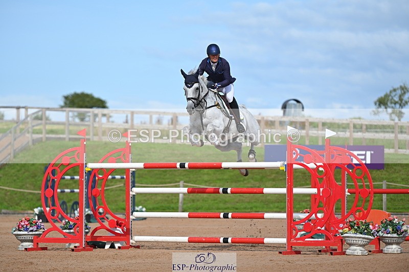 230721A-171423-08043 - Cls 10, 2 Star Big 1.45m Break to End