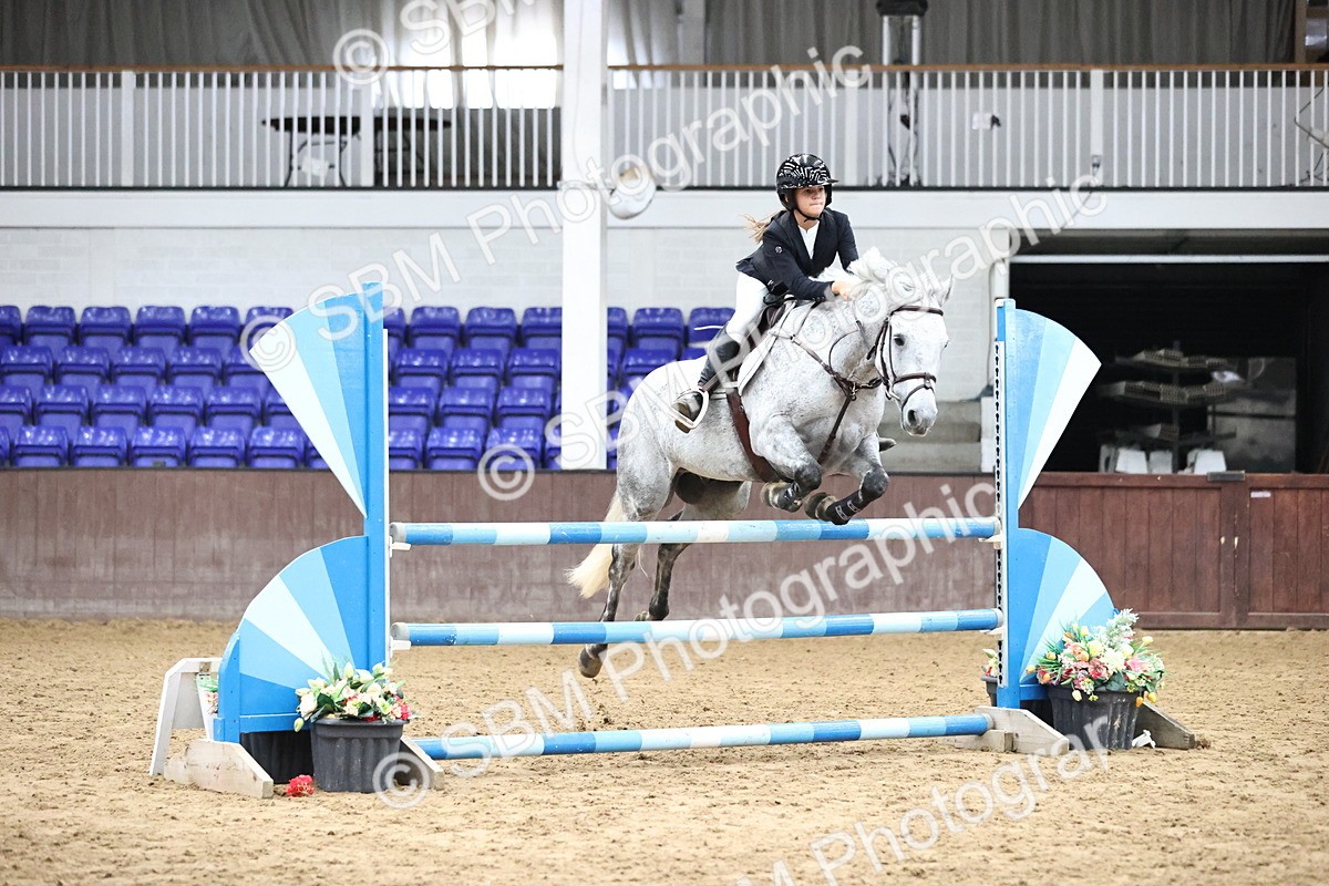 SBM_001077 - Class 5 - Blue Chip Pony Newcomers 1.00m Open