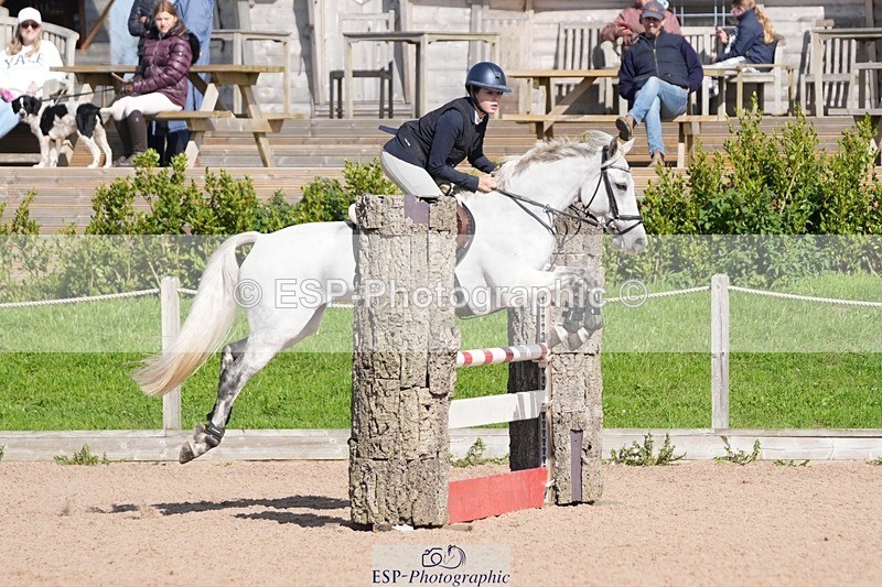 250921-113938-02519 - Cls 6 Pony Newcomers and 1m