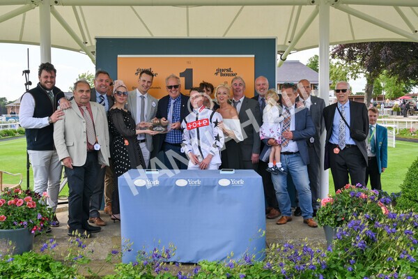 yr10062022r6-47 - Race 6 4.40pm No 1 York by GuestHouse Hotels British EBF Novice Fillies Stakes